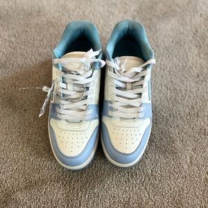 Off-White x Out of Office (OOO) Sneakers – Size 11